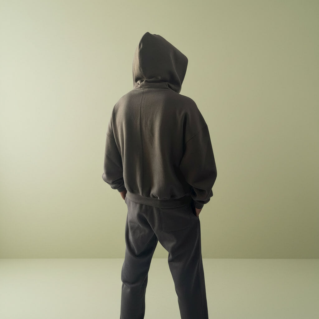 Conjunto SERVANT OF GOD gris topo - Sudadera hoodie y pantalón baggy premium