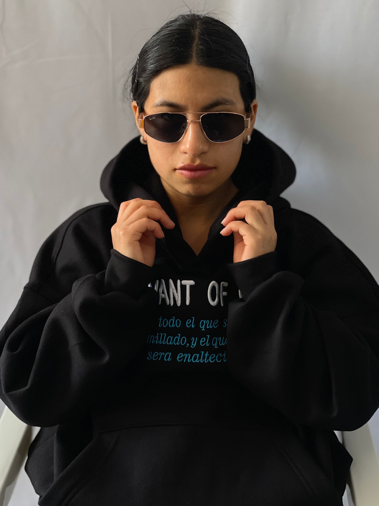 Conjunto SERVANT OF GOD negro - Sudadera hoodie y pantalón baggy premium