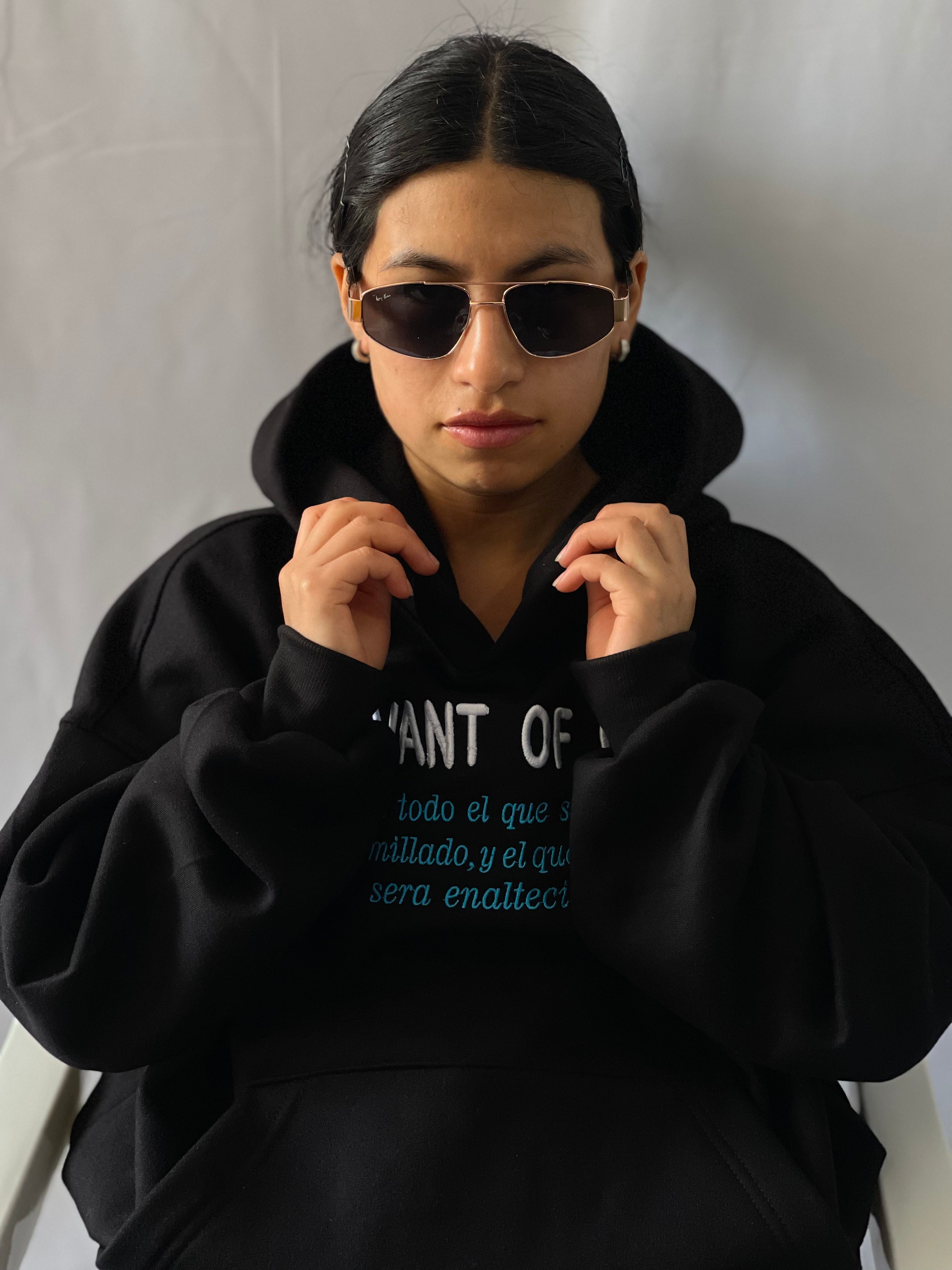 Conjunto SERVANT OF GOD negro - Sudadera hoodie y pantalón baggy premium